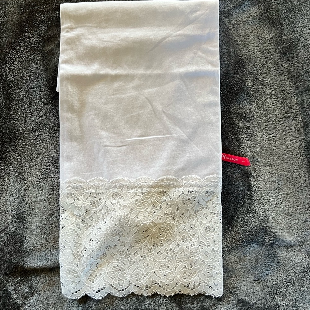 Ruby Ribbon Lace Extender - Picture 2 of 5